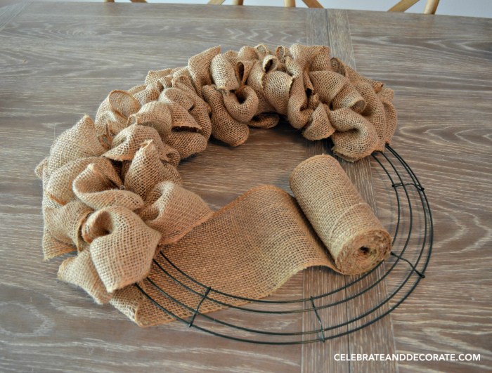 Diy burlap wreath