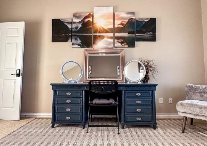 Desk vanity diy